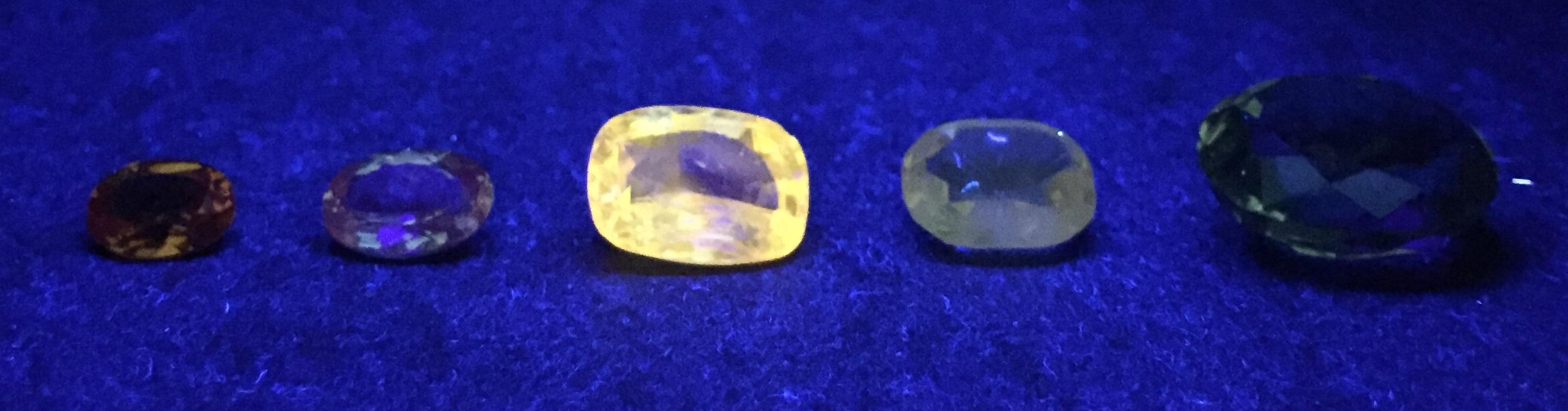 finding gemstones with uv light