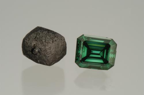 Green diamond: the original rough on the left and the finished stone emerald cut on the right. Copyright Aurora Gems Inc. Image courtesy of Robert Weldon.