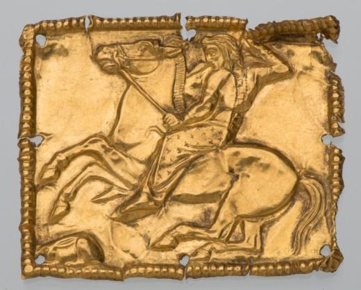 Gold of the Scythians: Art, Culture and Techniques - - gold plaque with hare hunt