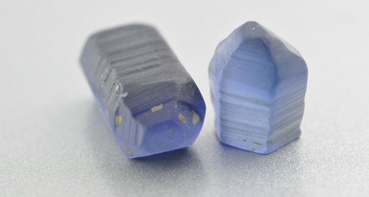 Blue color zoning observed in some of the unusual rubies; immersed in