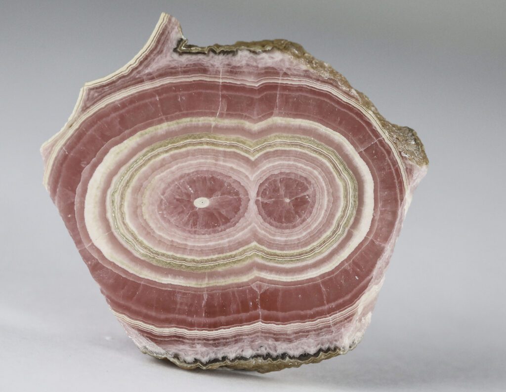 Gemmology Insights: The Importance of Geology and Gemstone Formation - Gemstone Formation,Geology,Gemmology Insights - Rhodochrosite©GemA HM